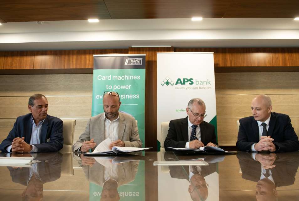 APS Bank partners with Trust Payments to offer merchant acquiring services thumbnail